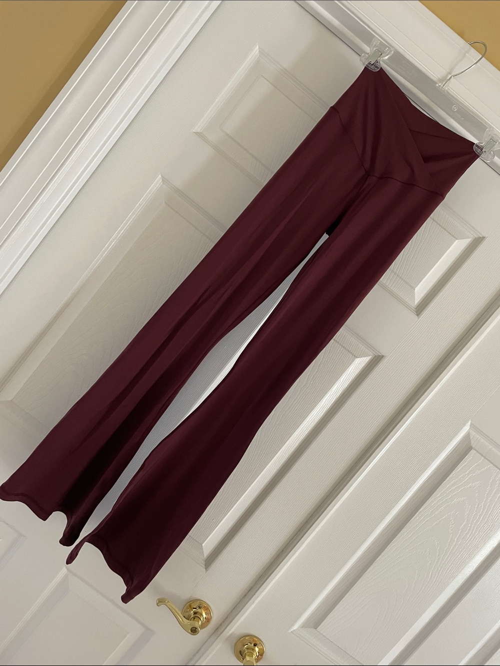 Offline Wrap Waist Hi Rise Flare Leggings, size Small